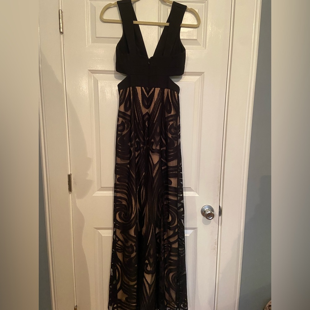 Prom/ Formal Dress - Picture 2 of 4